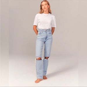 Abercrombie 90’s straight leg ultra high rise light wash